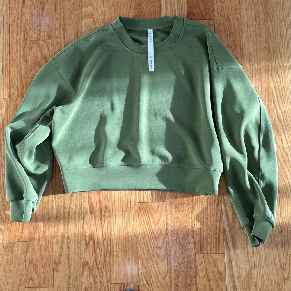 Lululemon Softstream Green Cropped Sweatshirt 8